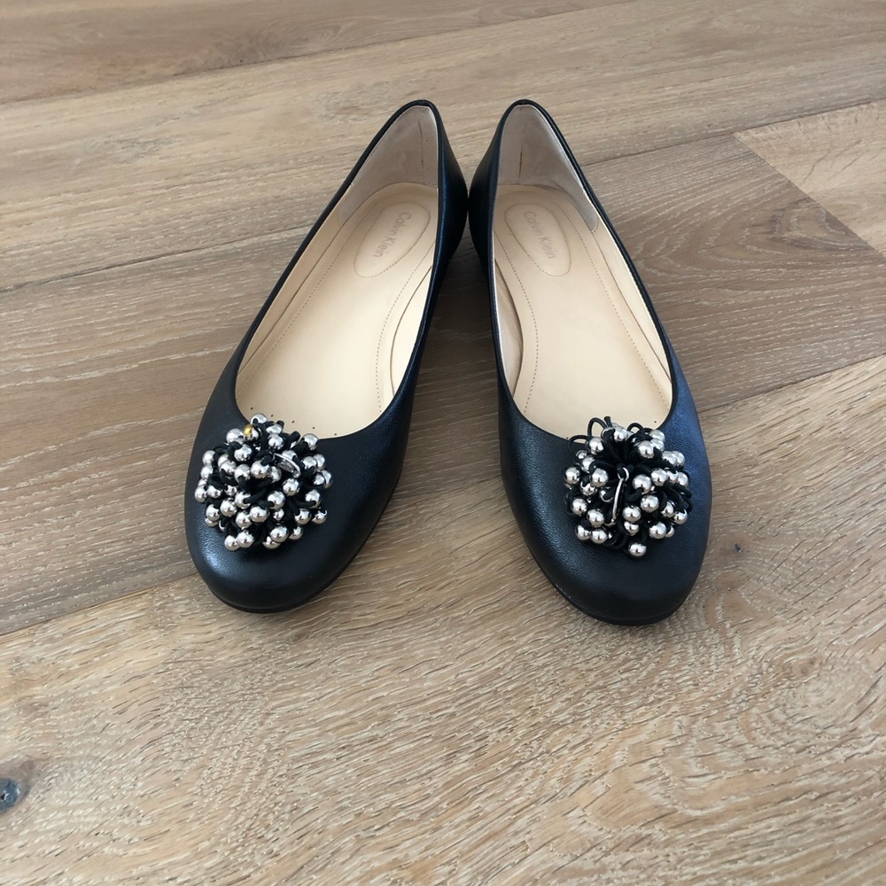 NWT Calvin Klein Black Mackenzie Flats - Picture 2 of 6